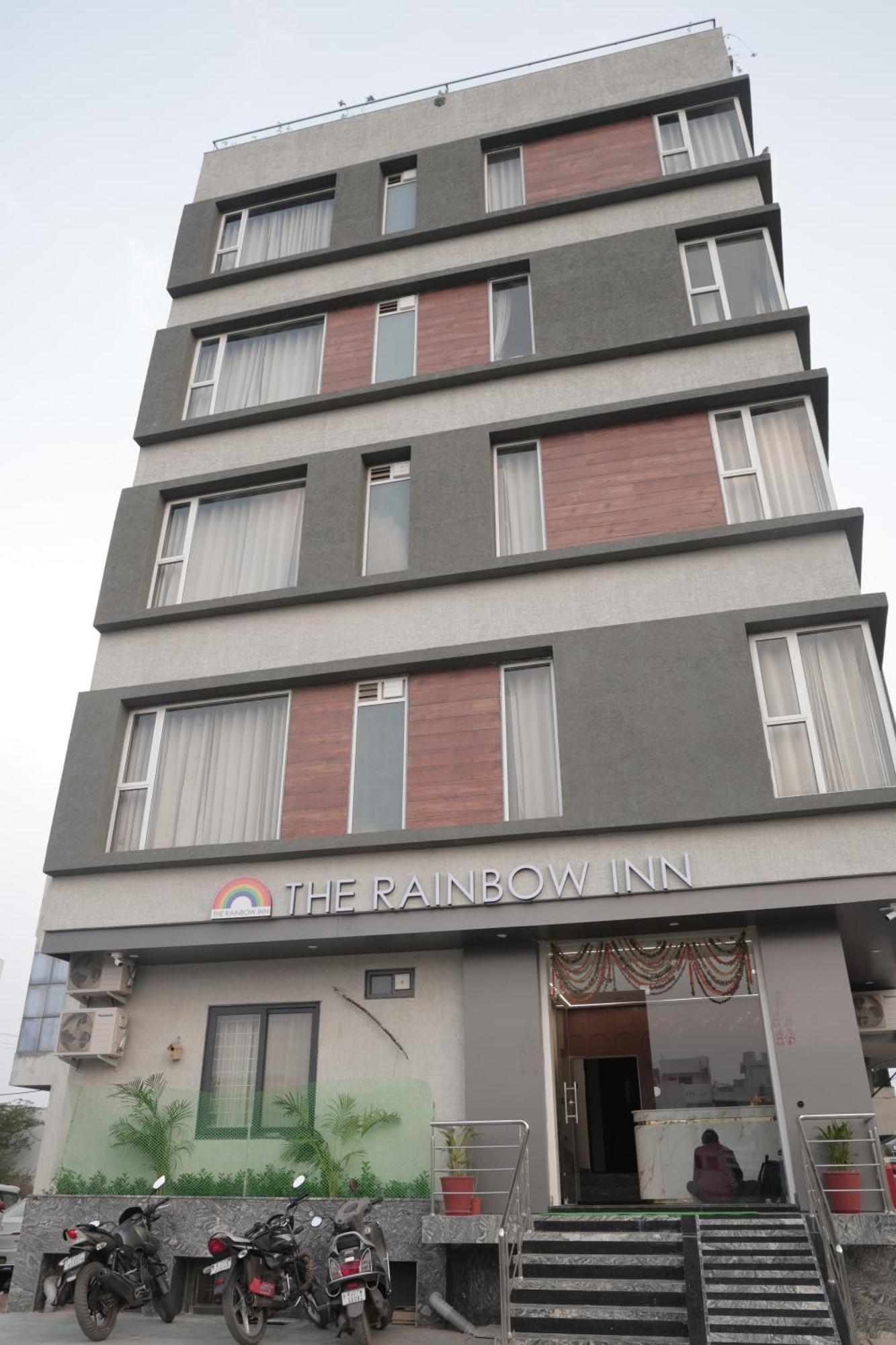 Hotel The Rainbow Inn Udaipur Buitenkant foto